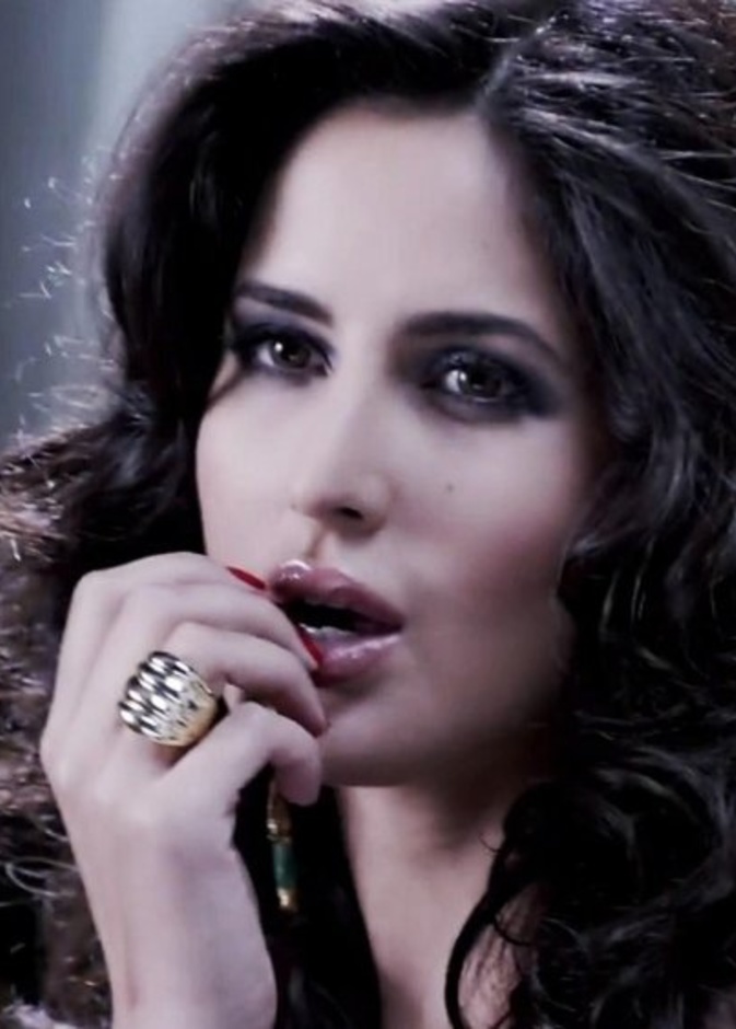 كاترينا كيف تخطط لإنشاء شركة إنتاج سينمائي من أجل شقيقتها