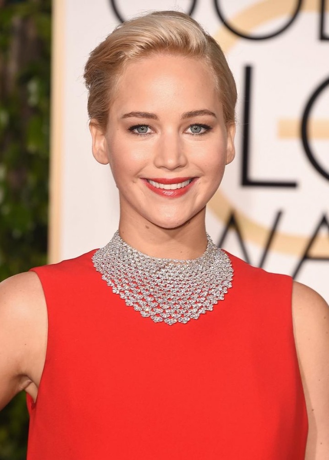 ساندرا بولوك ترتدي مجوهرات لورين شوارتز في حفل الأوسكار