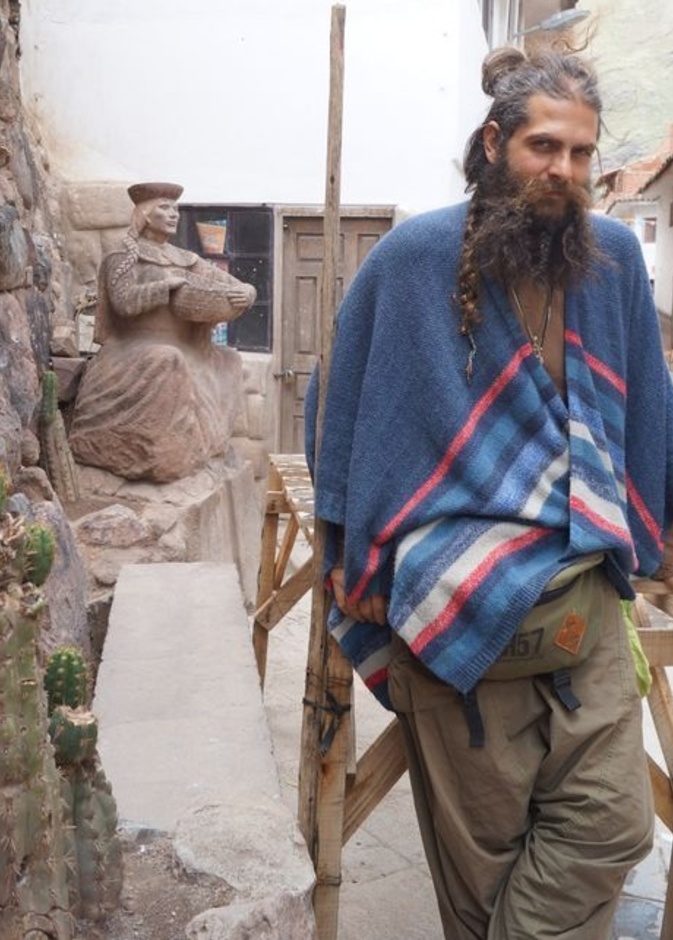 المليونير مازي دوماتو جمع ثروته من تصميم المواقع والشركات العقارية