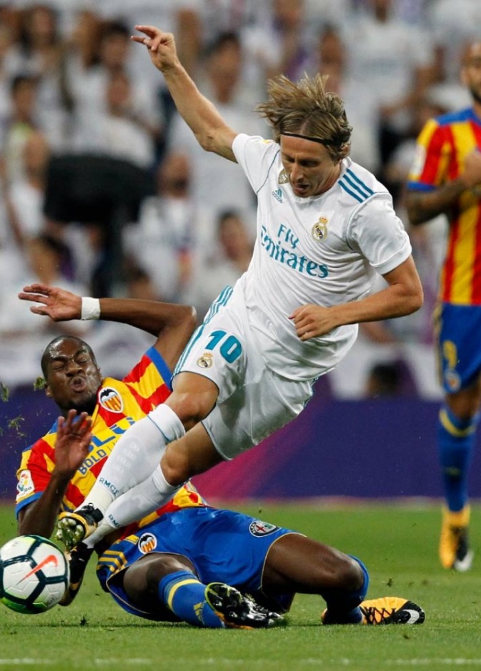 ماركو أسينسيو ينقذ ريال مدريد من الهزيمة أمام فالنسيا