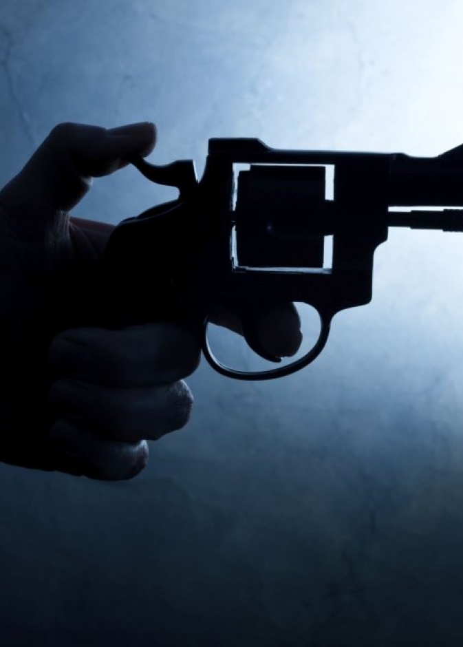 سطو مسلح على بنك في السعودية يثير الجدل