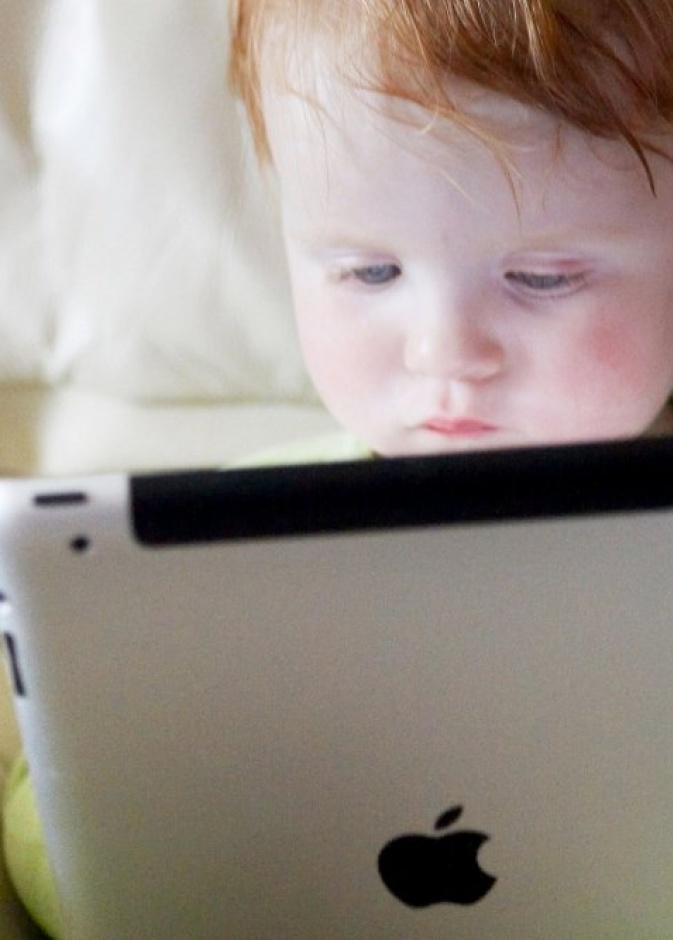 تأثير مشاهدة الايباد في مرض التوحد عند الاطفال