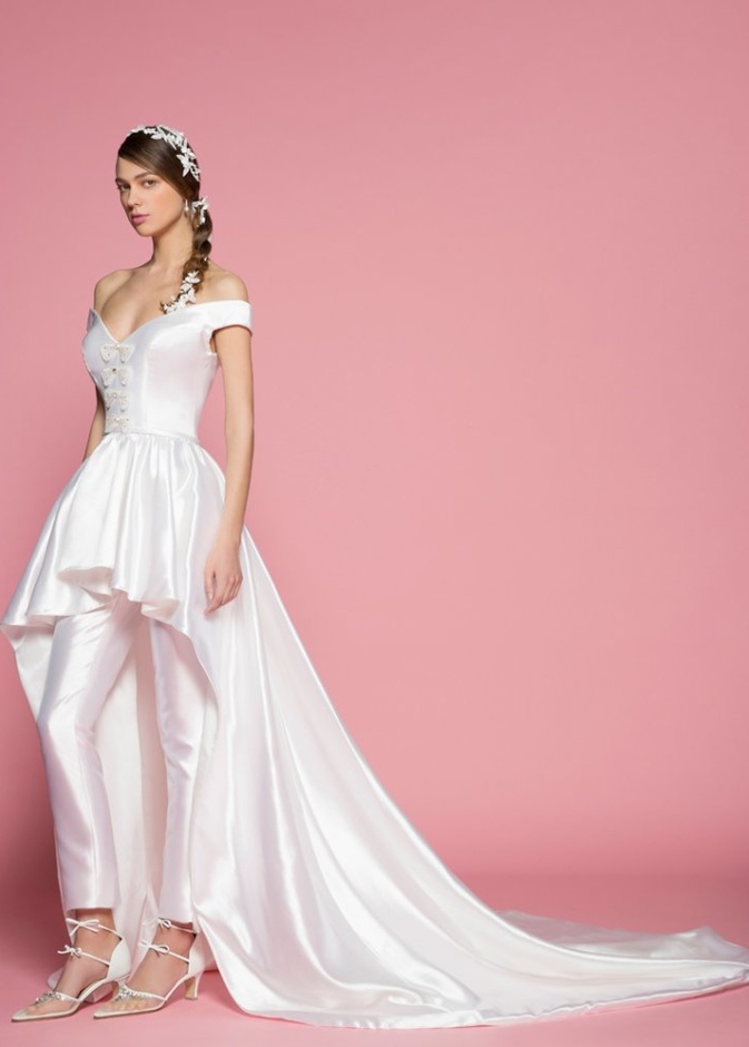 تألقي بفساتين زفاف من مصممين لبنانيين