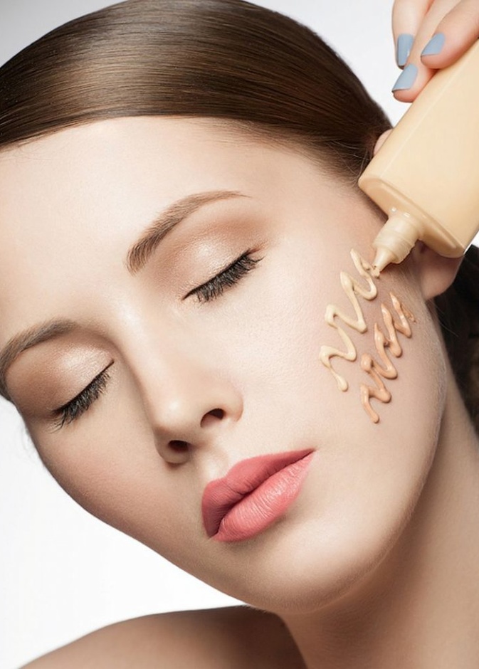 الماسكرا تزيد كثافة رموشك وجمالهن