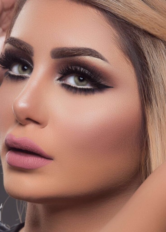 مكياج ناعم من أعمال اشواق خالد  