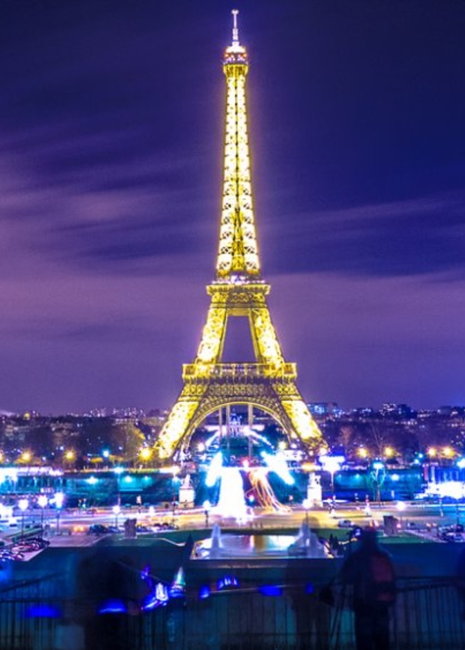 من ديزني لاند باريس