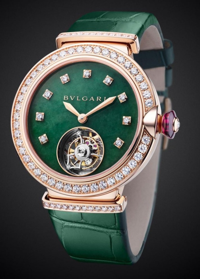 ساعة من ديور