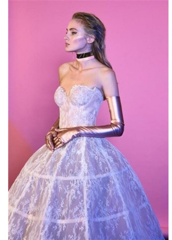 قفازات من آن بارج