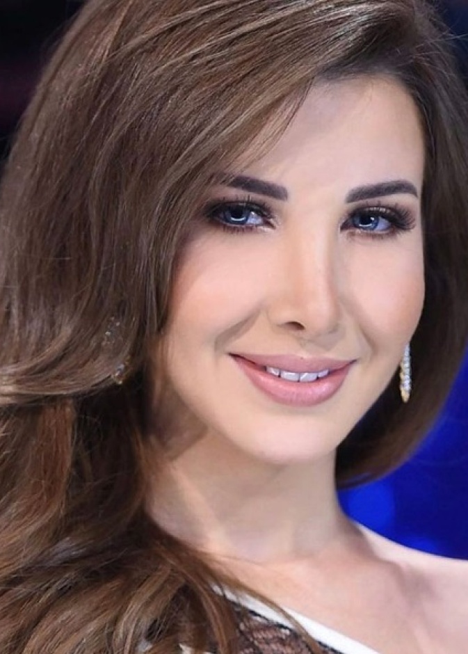مكياج ناعم ومميز من نانسي عجرم