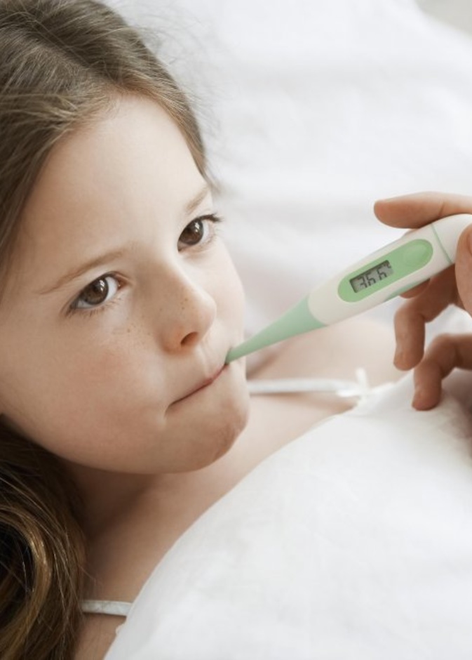 يجب مراقبة حرارة الطفل للمحافظة على صحته