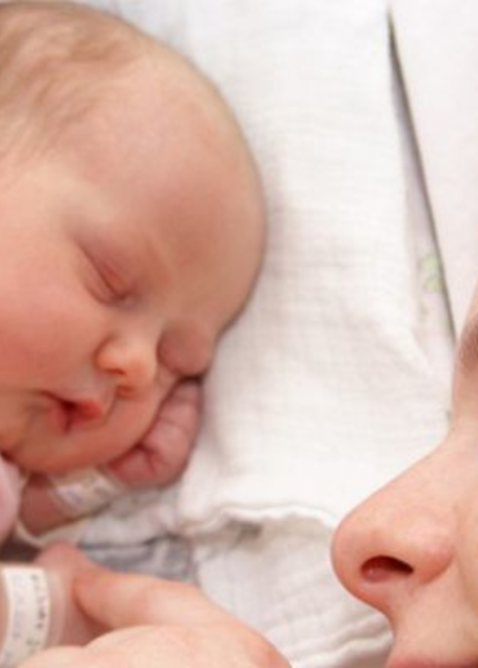 نصائح هامة للام في اول اسبوعين بعد الولادة لتخطي هذه المرحلة