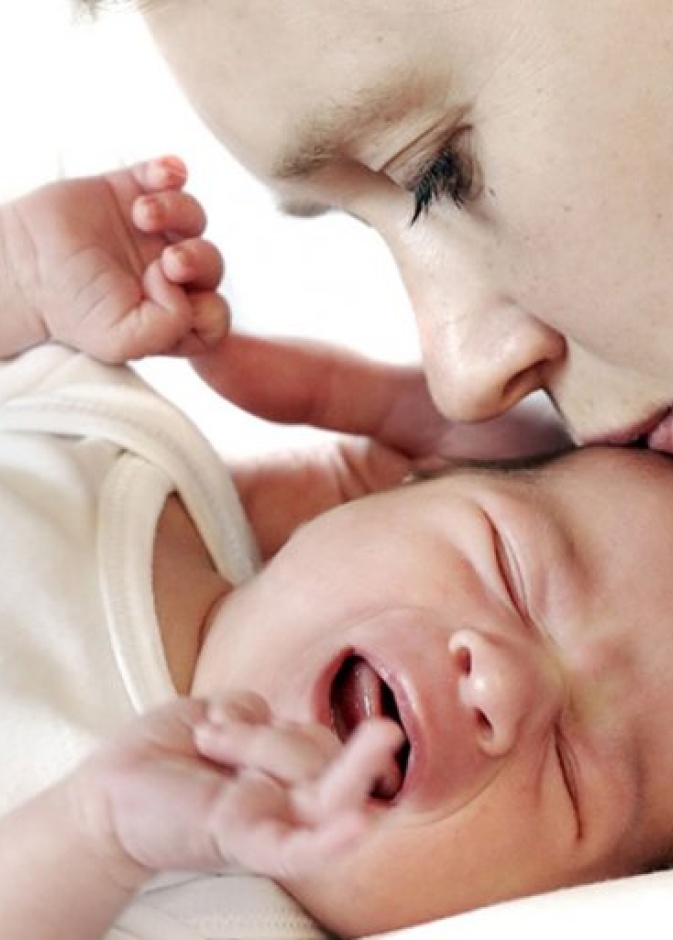 المغص هو السبب الرئيسي في البكاء عند الرضع