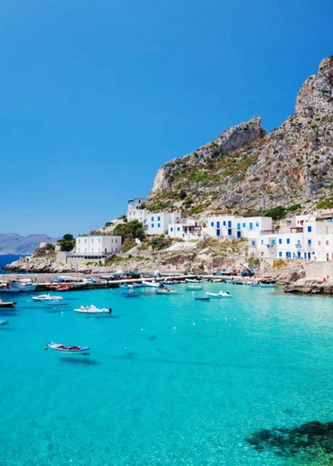 الآن واحد من أهم مناطق الجذب السياحي في صقلية التي تشتهر أيضا بشواطئها الرملية الساحرة ومناخها المعتدل