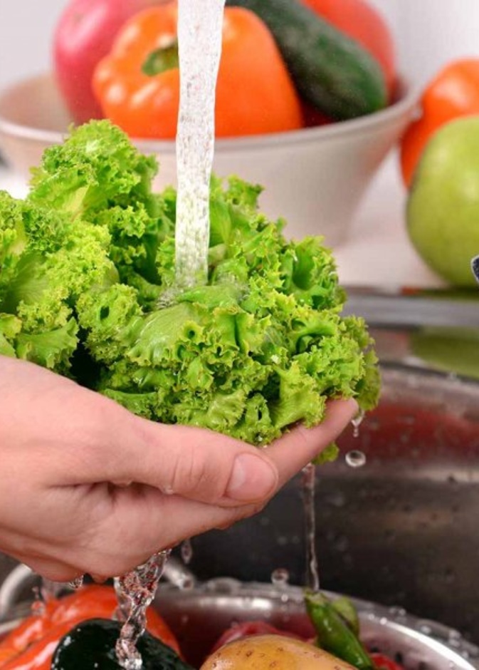 الخضر والفاكهة تقلص احتمالات الإصابة بالانسداد الرئوي