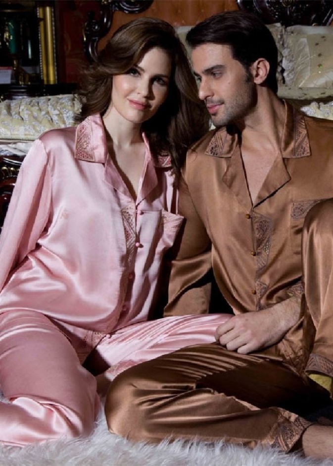 لا يجب الاكثار من ثياب النوم للعريس