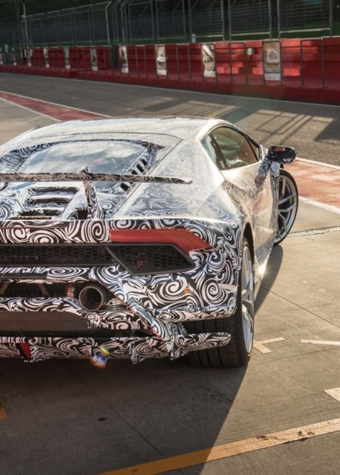 سيارة Huracan زدوت بأقوى محرك في تاريخ لامبورغيني