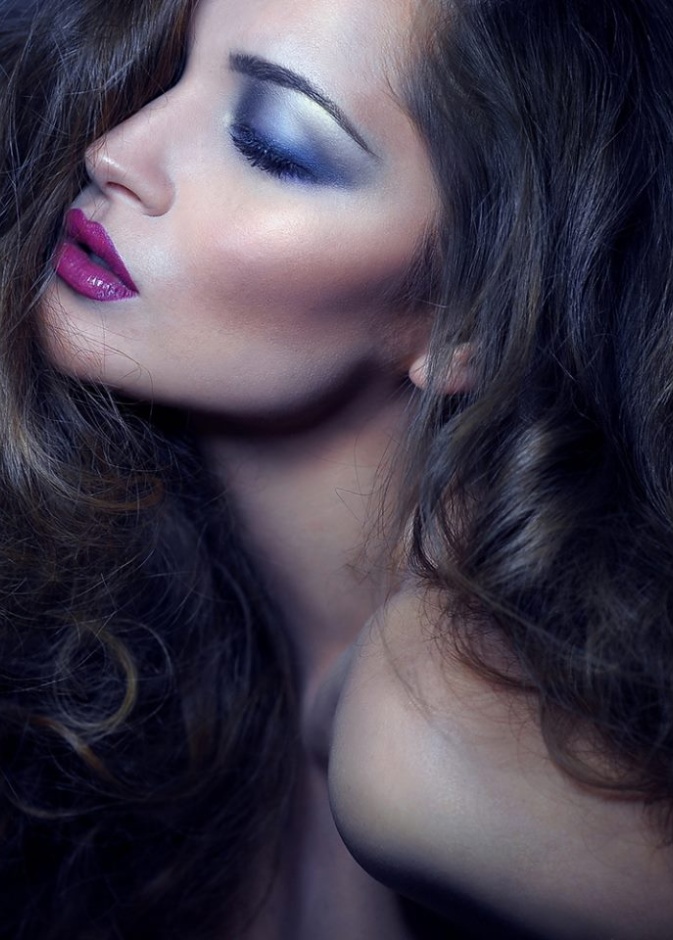 نكهة خاصة لمكياج سهرات العيد