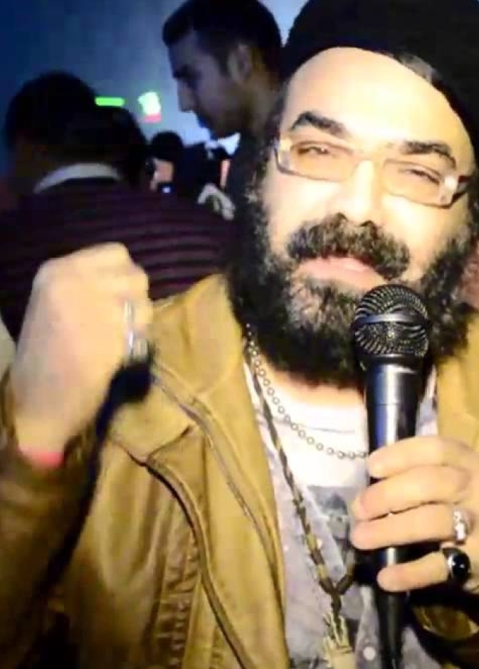 فيديو.. أبو الليف يفقد أعصابه في فرح مي كساب وأوكا