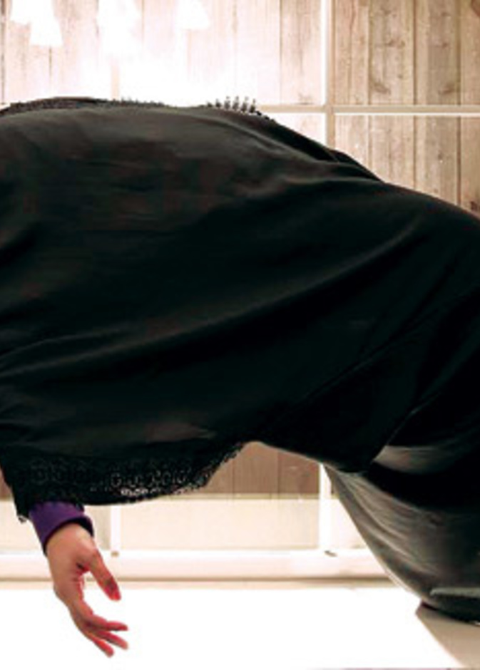 أحد أعمال المصورة