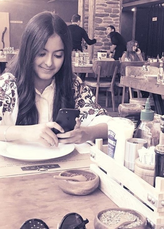 أخت أفنان الباتل المودل الطفولي الخاص لها 