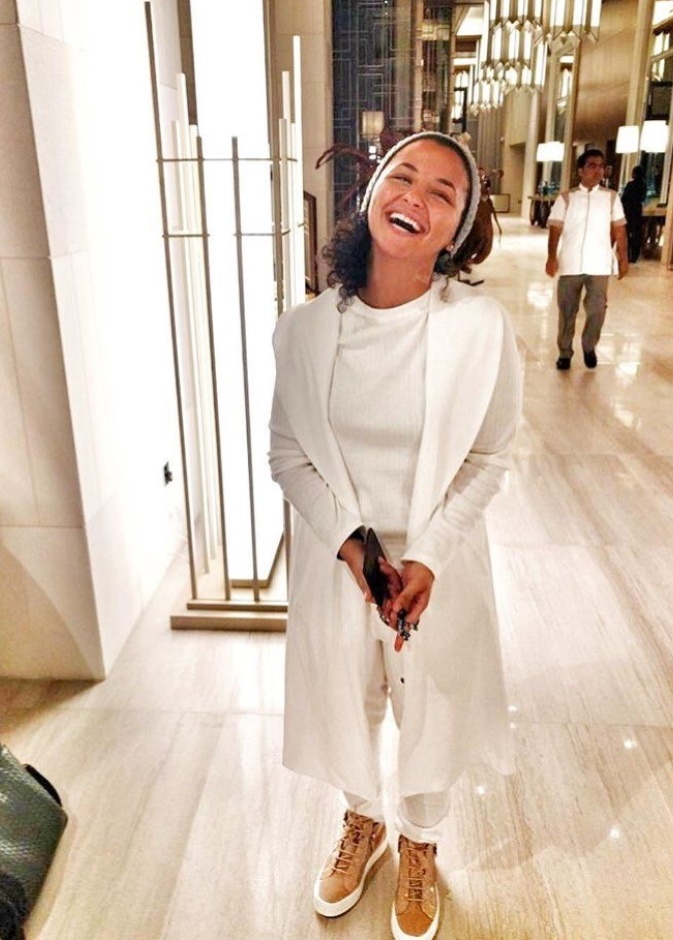 أضوى الدخيل تعشق السفر و الموسيقى 