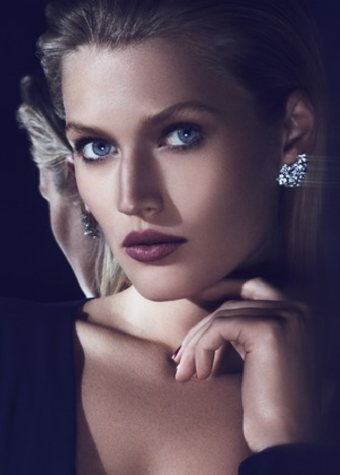 أقراط MANDRAGORE