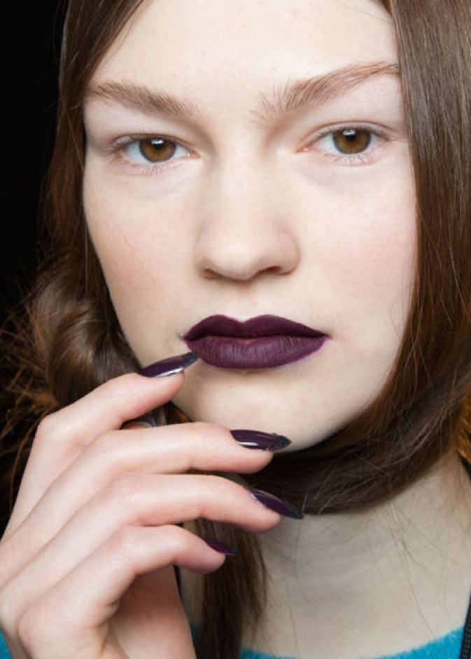 ألوان بنفسجية لا غنى عنها لمناسبات نهاية العام