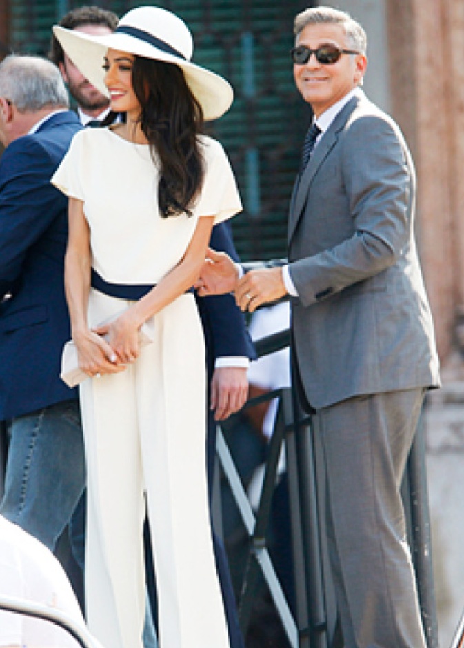 أمل علم الدين في بنطلون الزفاف !