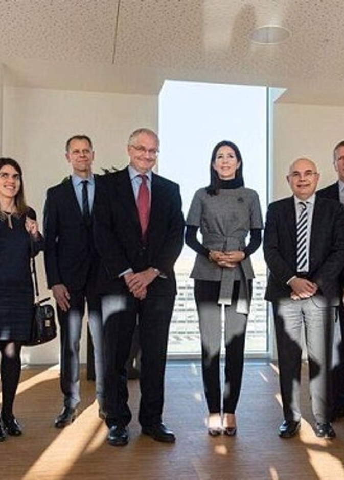 إطلالة أنيقة ومميزة للأميرة ماري Hugo Boss
