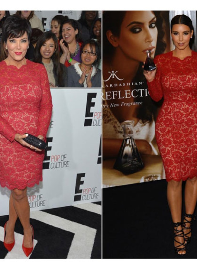 كيم ووالدتها في إطلالتين متماثلتين تماماً