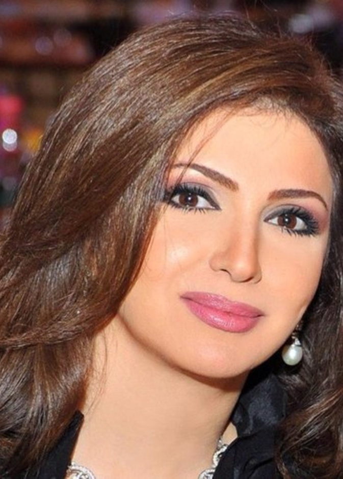 إيمان عياد من المذيعات اللواتي نجين من سرطان الثدي