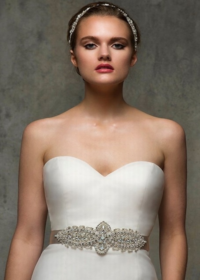 اختاري حزام م الكريستال والاوبال