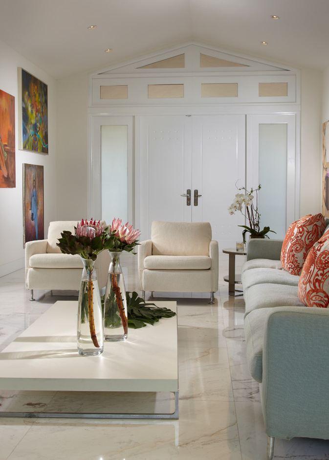 اختيار اللوحات الفنية الواضحة في تزيين الجدران 