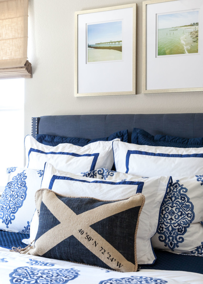 اختيار الوسائد المختلفة و المنسجمة لسرير يناسب مواليد برج القوس