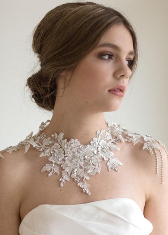 استخدمي قماش الدانتيل في طرحة الزفاف لصناعة قطع الحلي