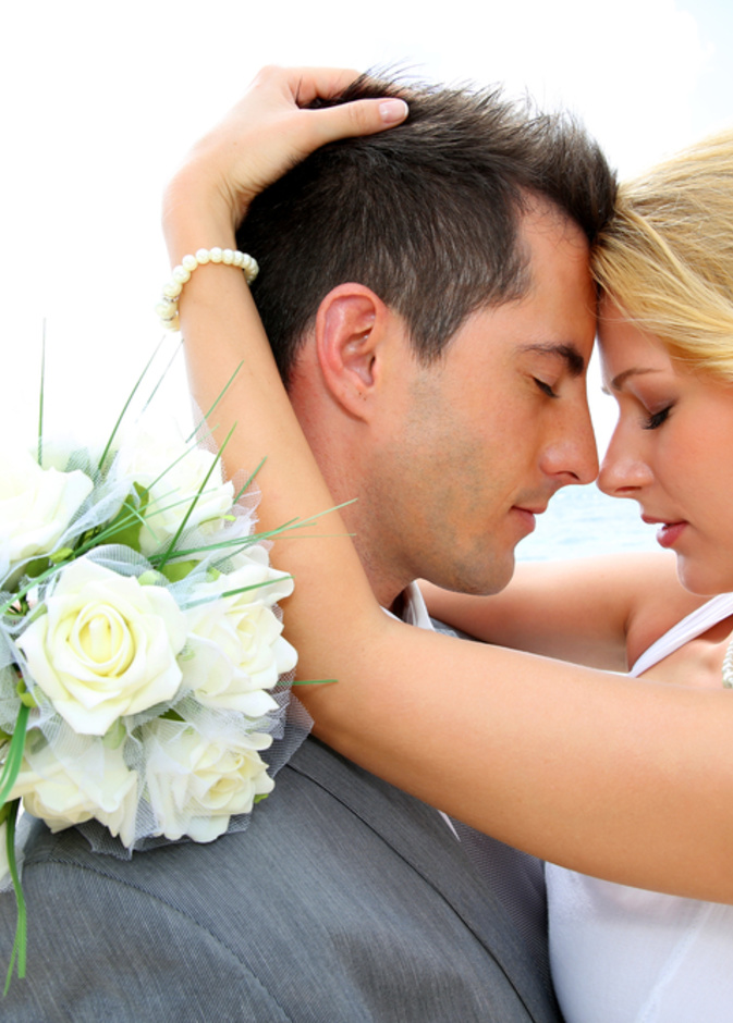 اسمعيه كلمة احبك بين الفينة والاخرى