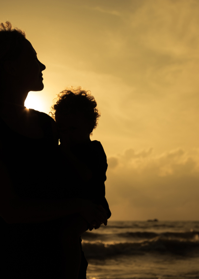 الأم... أيقونة الحياة