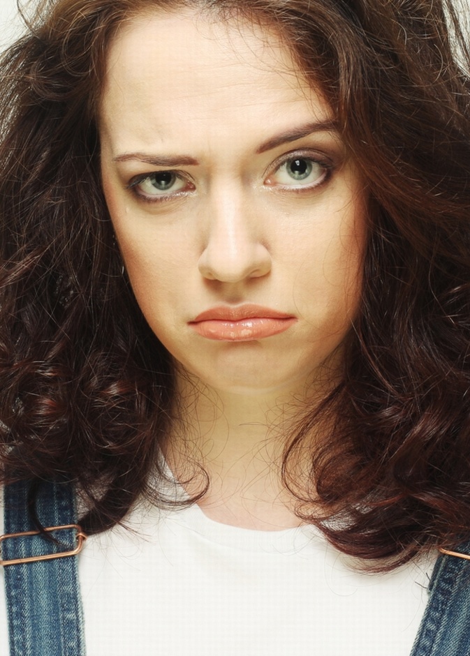 الإنسان بين الطاقتين الإيجابية والسلبية