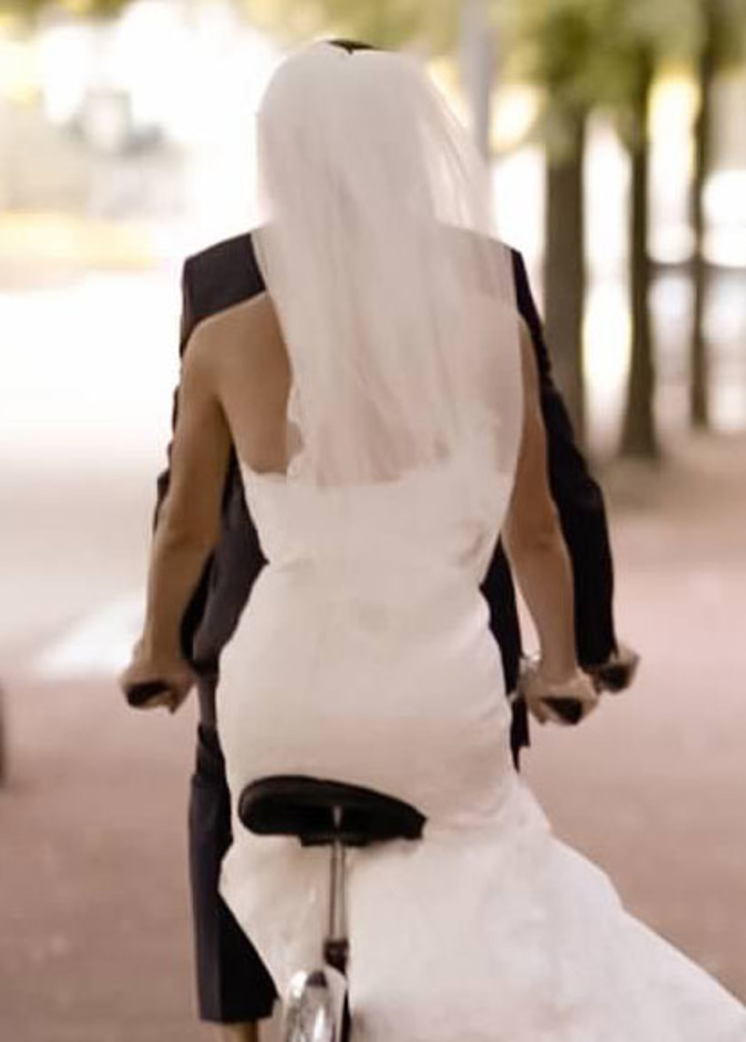 الدراجات الهوائية لمسة ساحرة لديكور حفل زفافك الصيفي