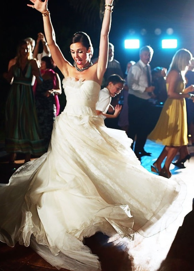 الرقص عزيزتي العروس سيساعدك ايضا في الحصول على جسم رشيق