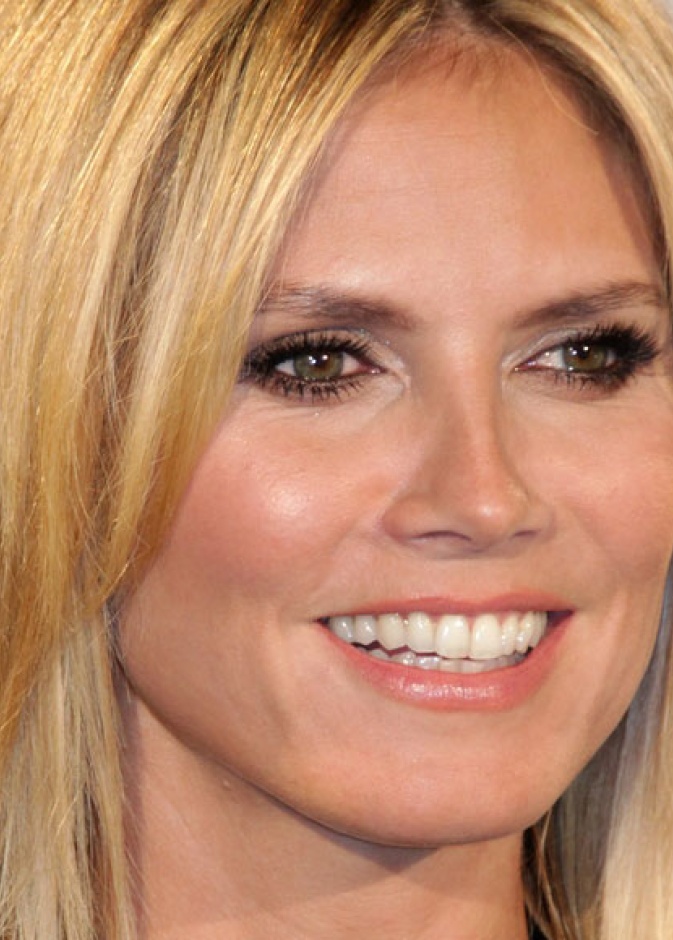 هايدي لا يهمها سخونة الجو