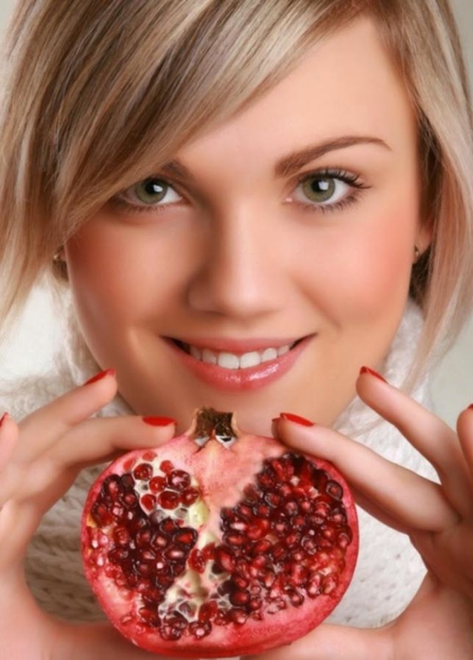 الرمان من أكثر المغذيات المهمة التي يجب تناولها أثناء فترة الحمل