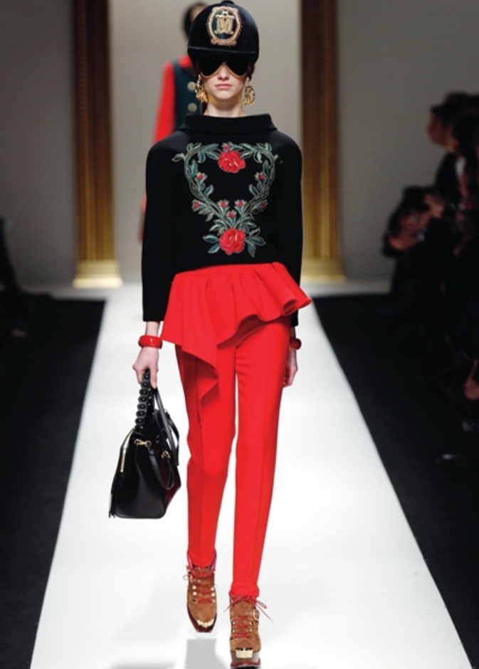 موضة اسكتلندية من Moschino 