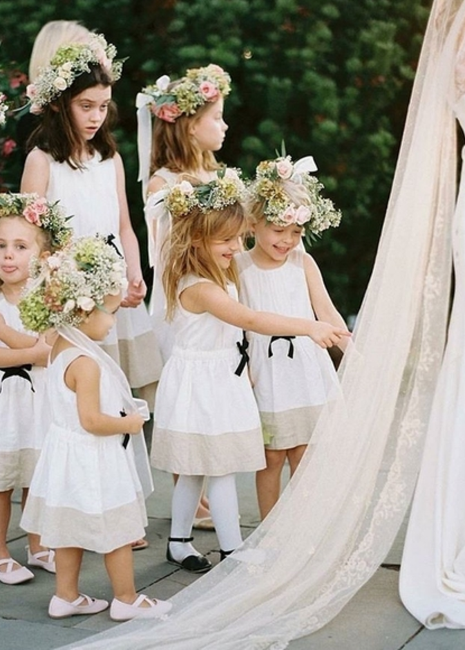 اجمل فساتين الفتيات الصغيرات في الاعراس