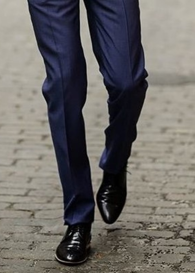 تختلف صيحات أحذية الجلد الفاخر التي تليق بالبدلات