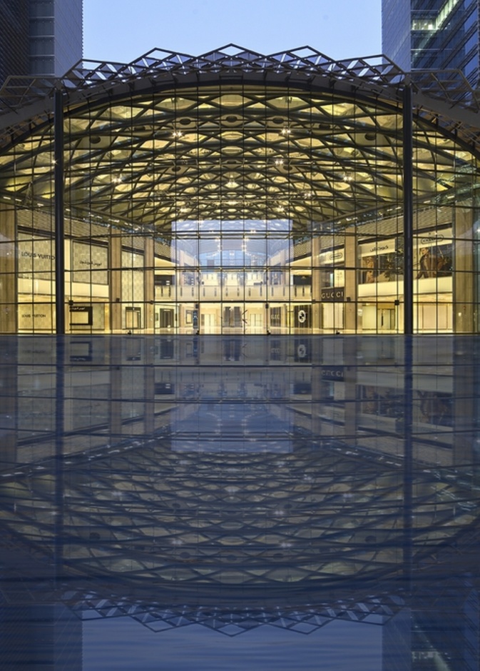 الغاليريا من الخلف