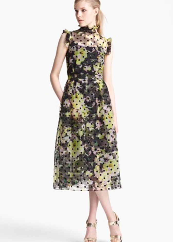  الفستان الأصلي