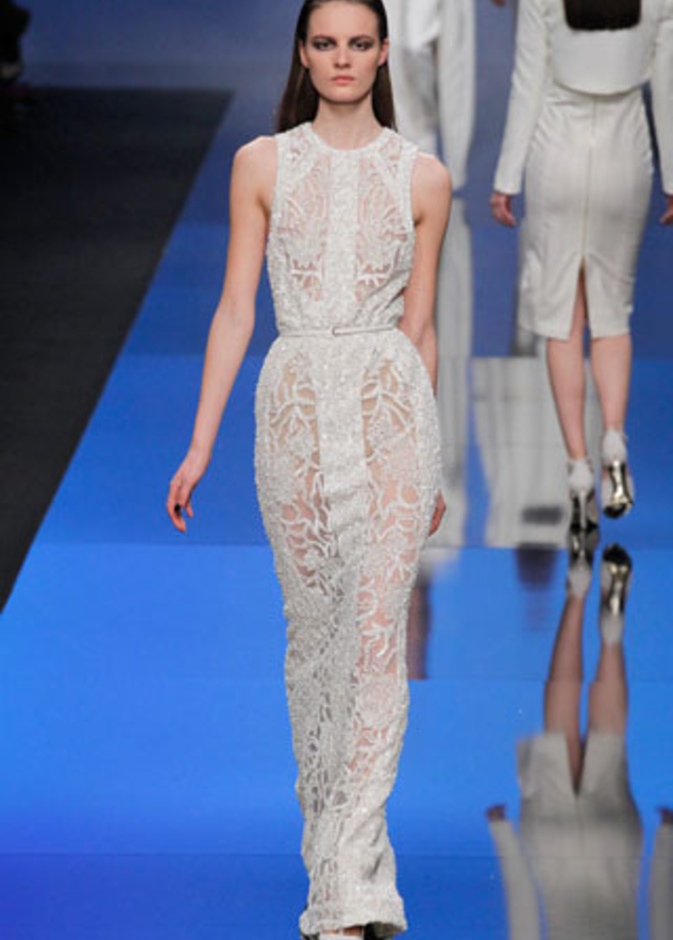 الفستان الأصلي