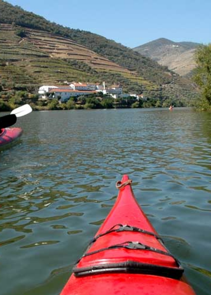 الكاياك في نهر دورو