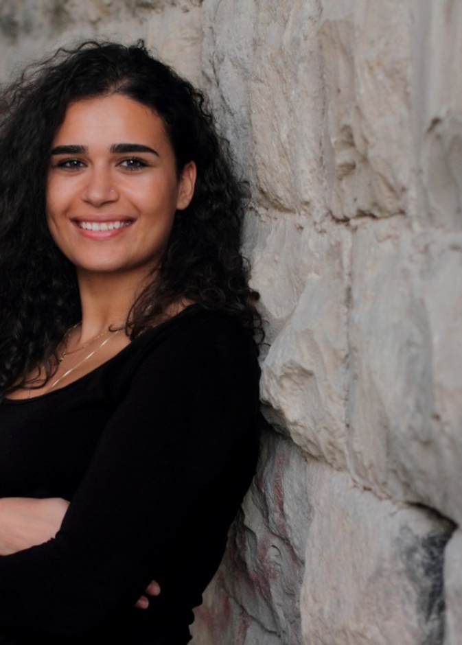 المصممة زينة سع